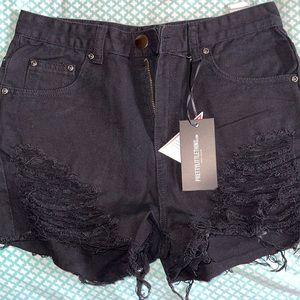 Pretty little thing short